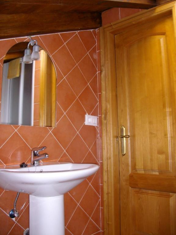 Hostal La Torre de Espinama Habitación foto