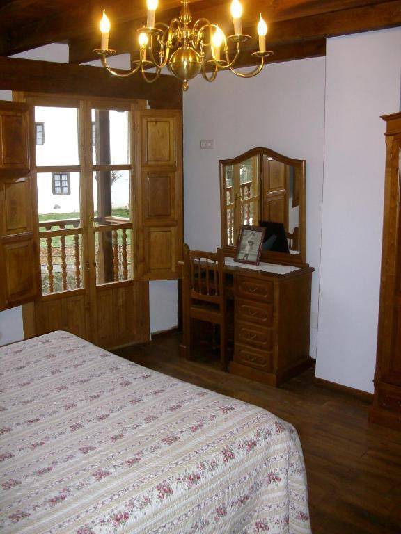Hostal La Torre de Espinama Habitación foto