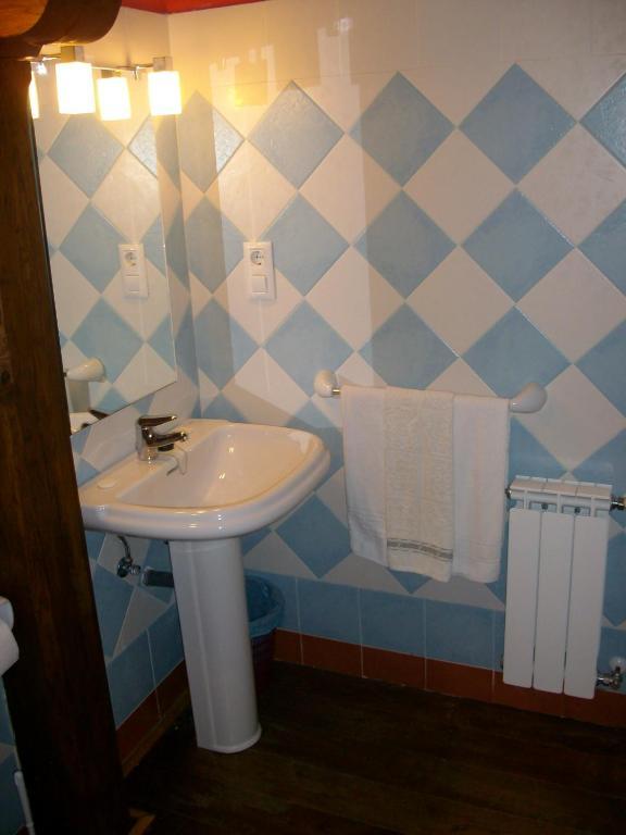 Hostal La Torre de Espinama Habitación foto