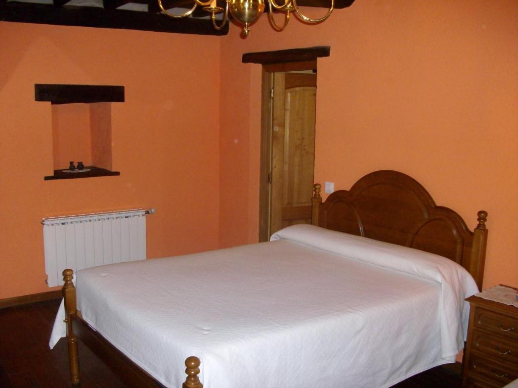 Hostal La Torre de Espinama Habitación foto