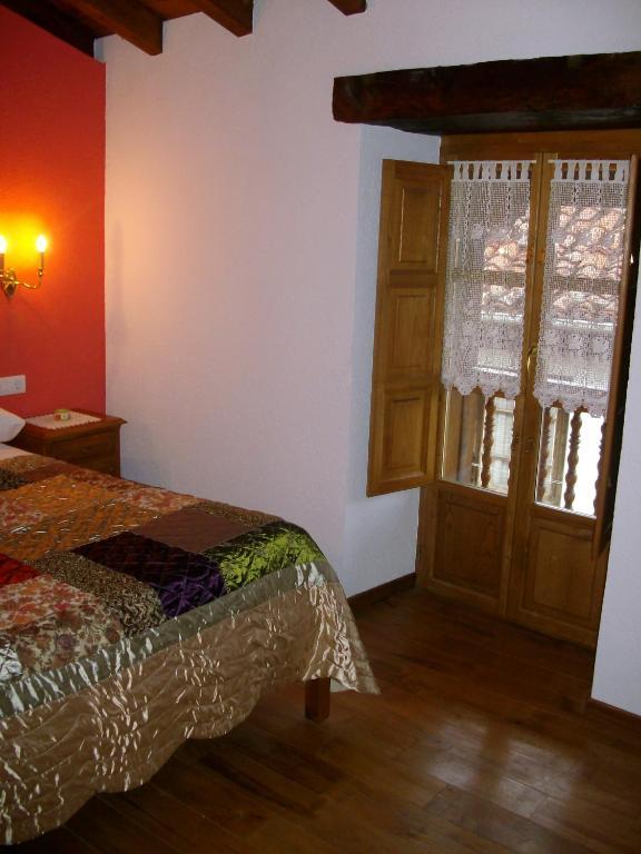 Hostal La Torre de Espinama Habitación foto