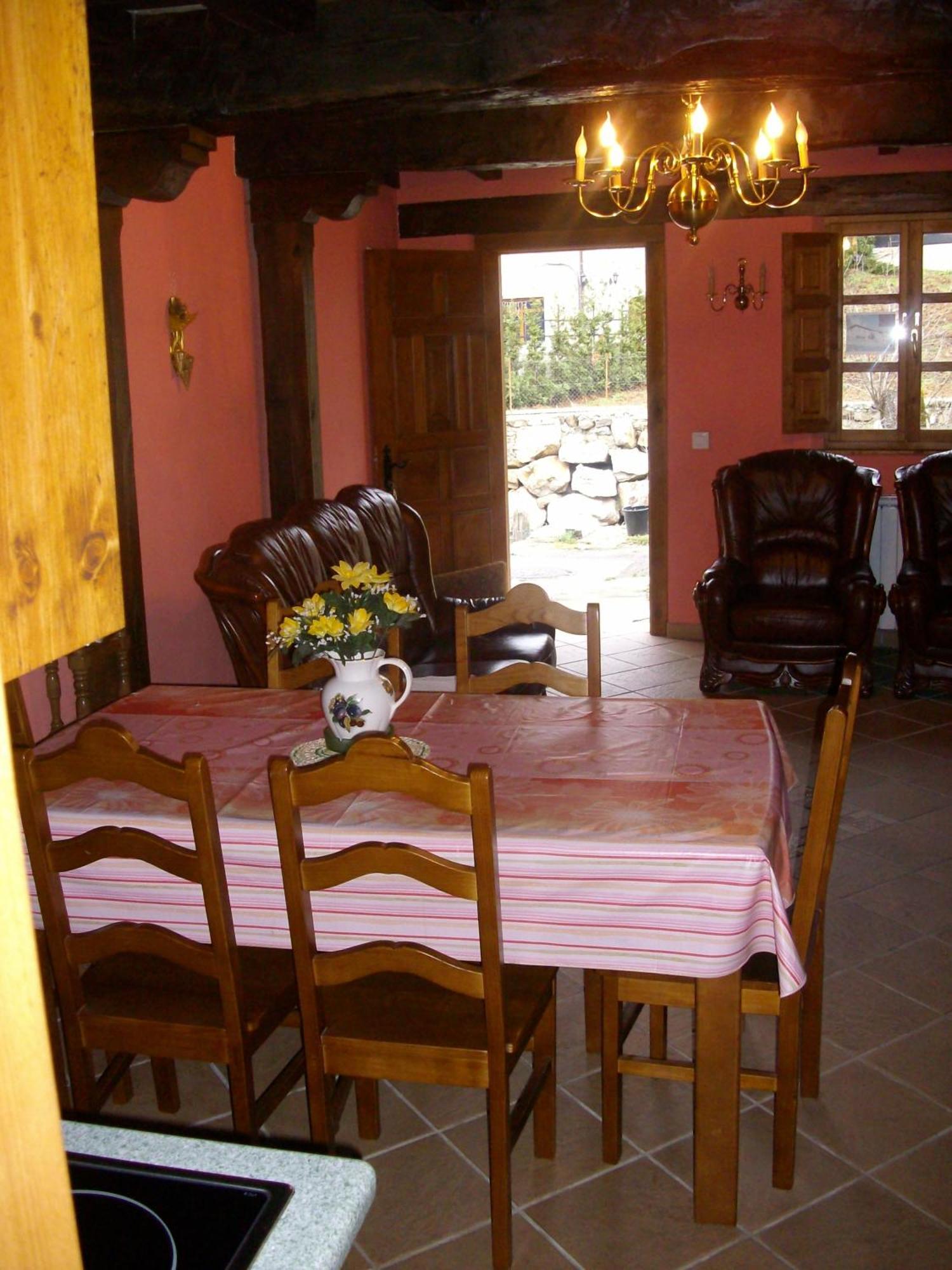 Hostal La Torre de Espinama Exterior foto