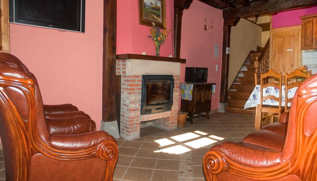 Hostal La Torre de Espinama Exterior foto